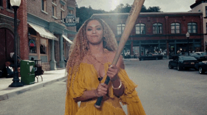 Beyonce-car-destroy-lemonade