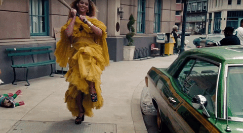 Beyonce-car-destroy-lemonade3