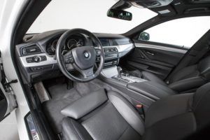 BMW M550d Interior
