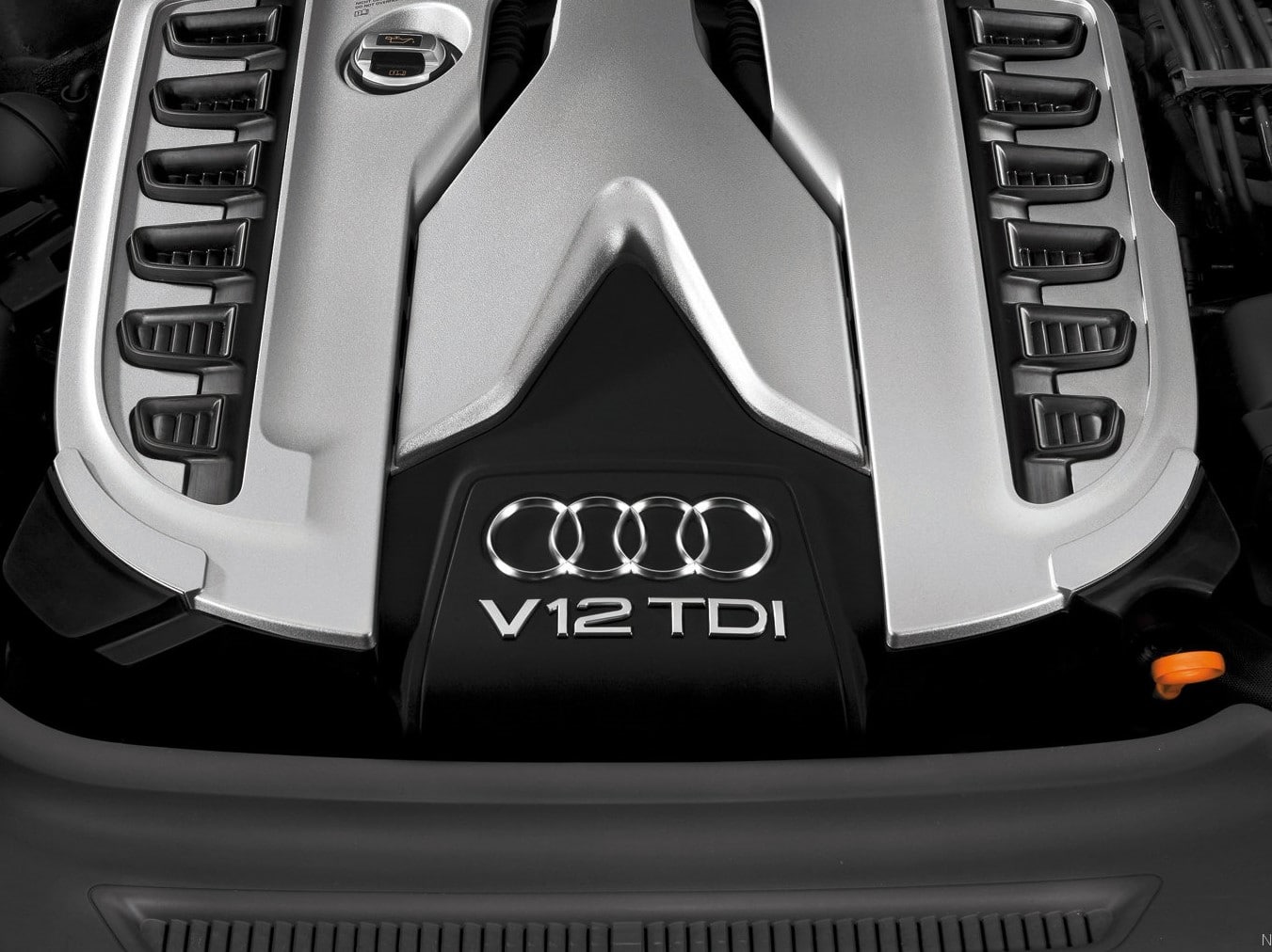 Audi Q7 - 12 cylindre