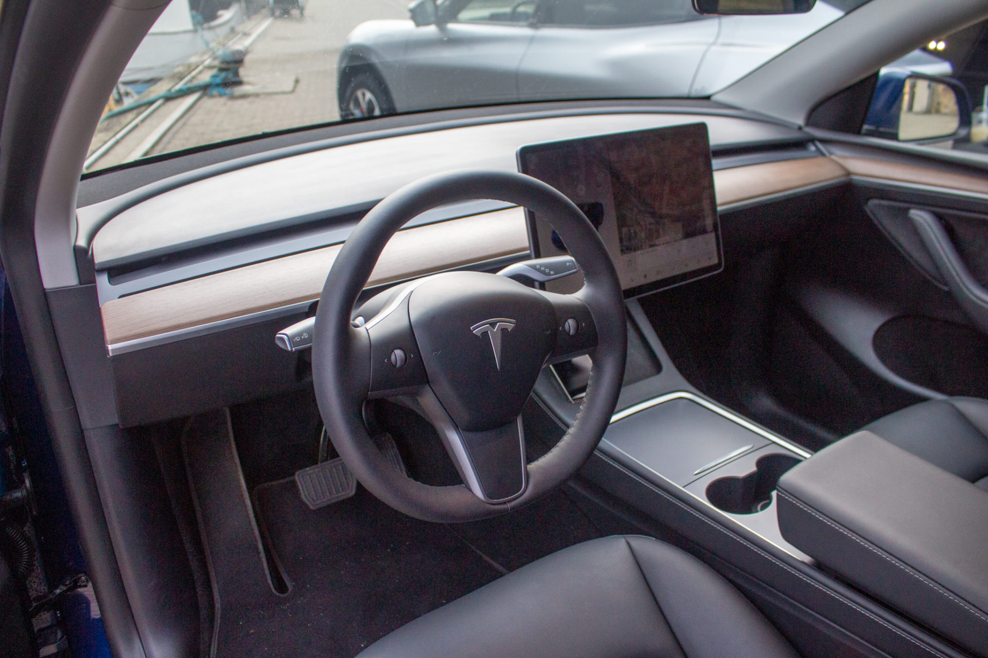 DUEL: Tesla Model Y vs. Ford Mustang Mach-E